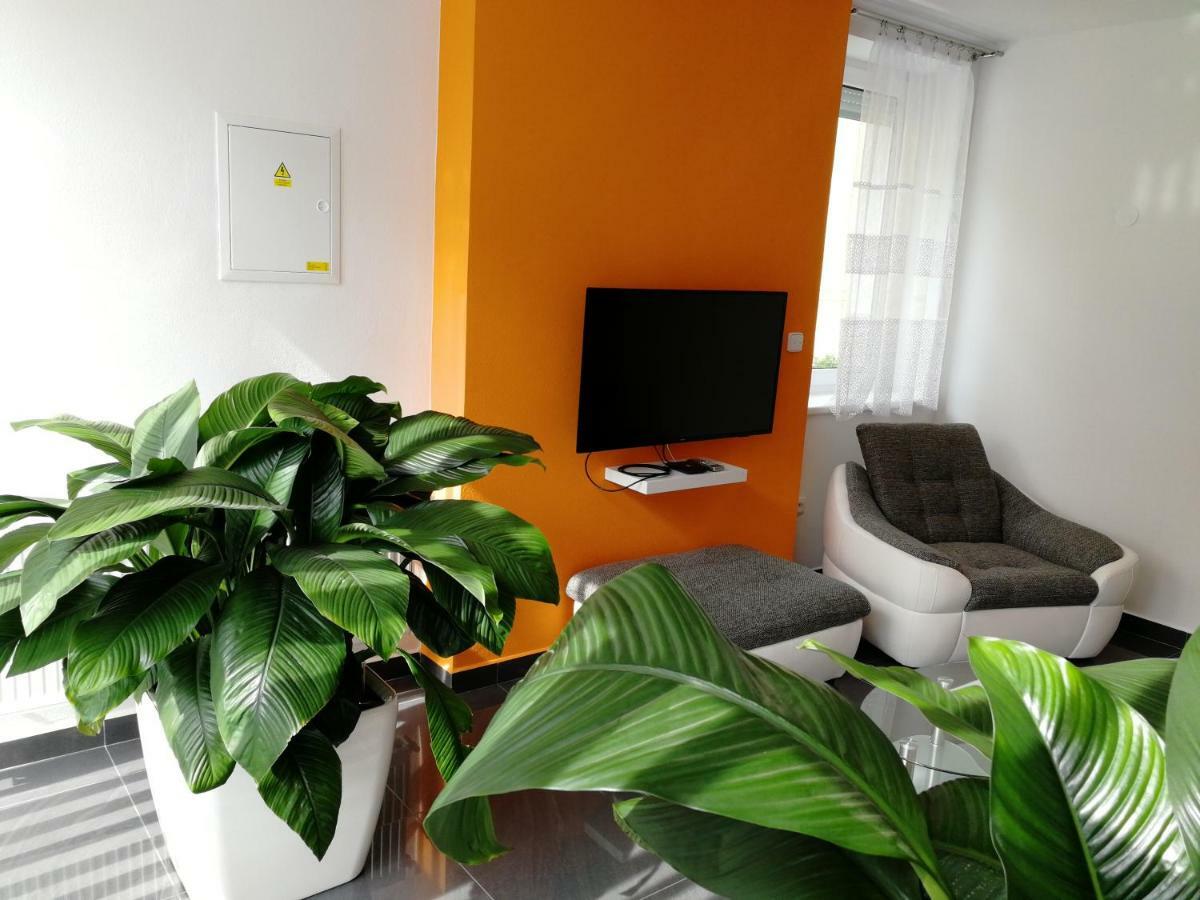 Apartmány Duo Dačice Exterior foto